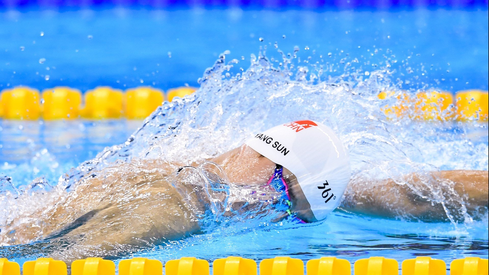 非洲雄鹰绝境重生，加维一脚定江山，尼日利亚生死战逆转喀麦隆