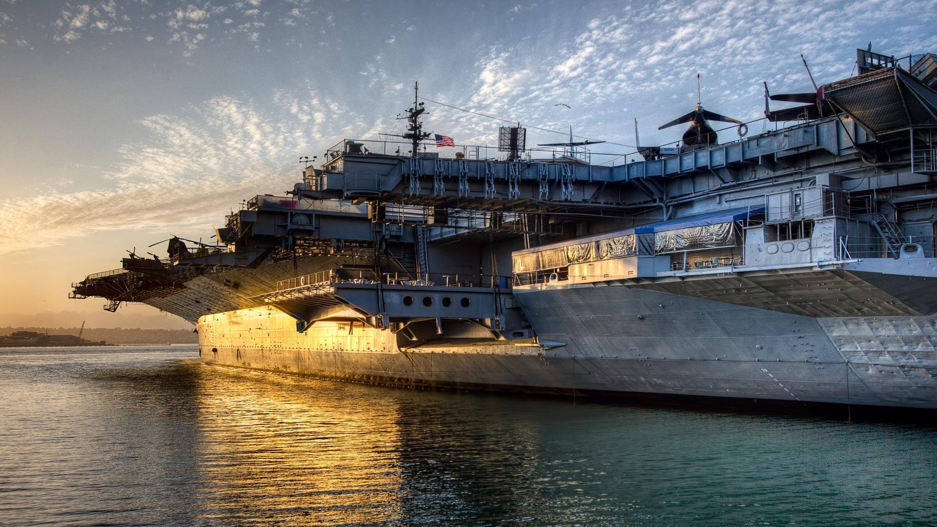 双重奏，库尔图瓦的终极神扑与哥伦比亚的强力终结，瑞士之殇