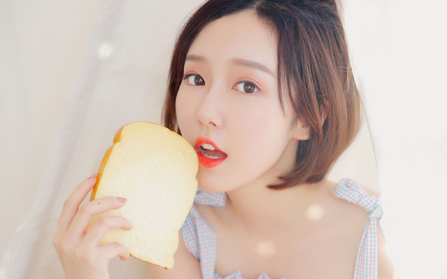 时间褶皱中的双赛场,当NBA总决赛遇见苏格兰的绿茵